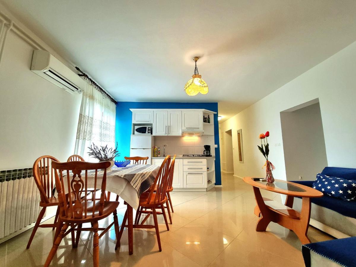 רוביני Apartments Zonta 800 M From Beach מראה חיצוני תמונה