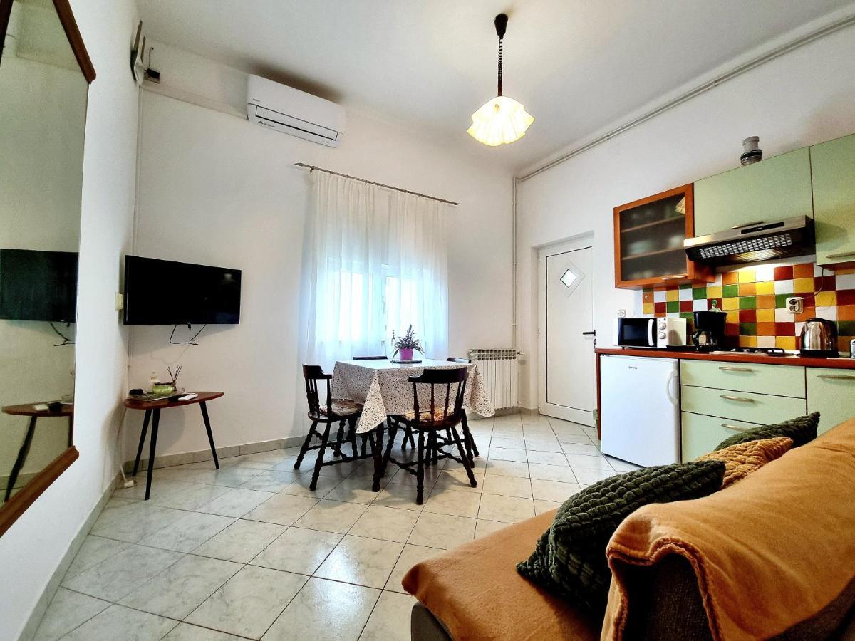 רוביני Apartments Zonta 800 M From Beach מראה חיצוני תמונה